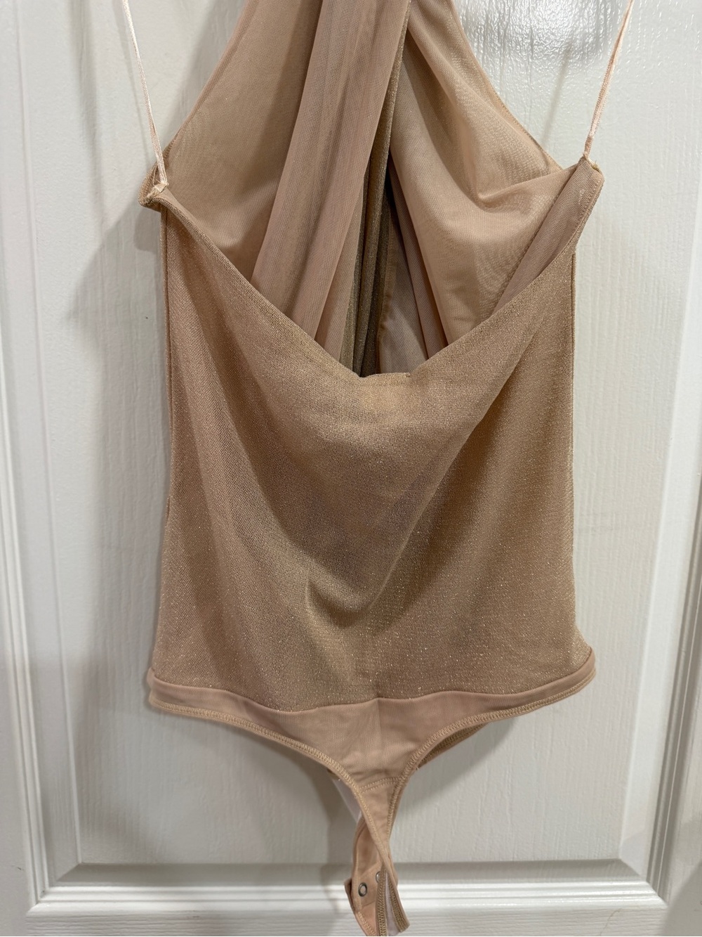 NWOT Abercrombie & Fitch Nude Shimmer Halter Bodysuit Size Small - Picture 8 of 8